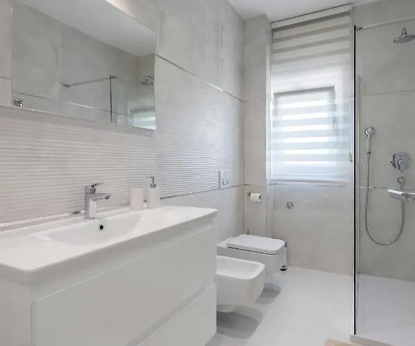 Vila D&d Excelsior Podstrana