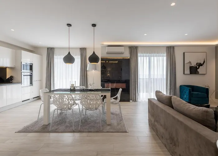 D&d Excelsior Podstrana