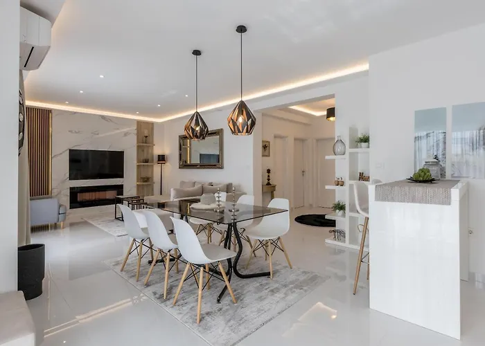 D&d Excelsior Vila Podstrana